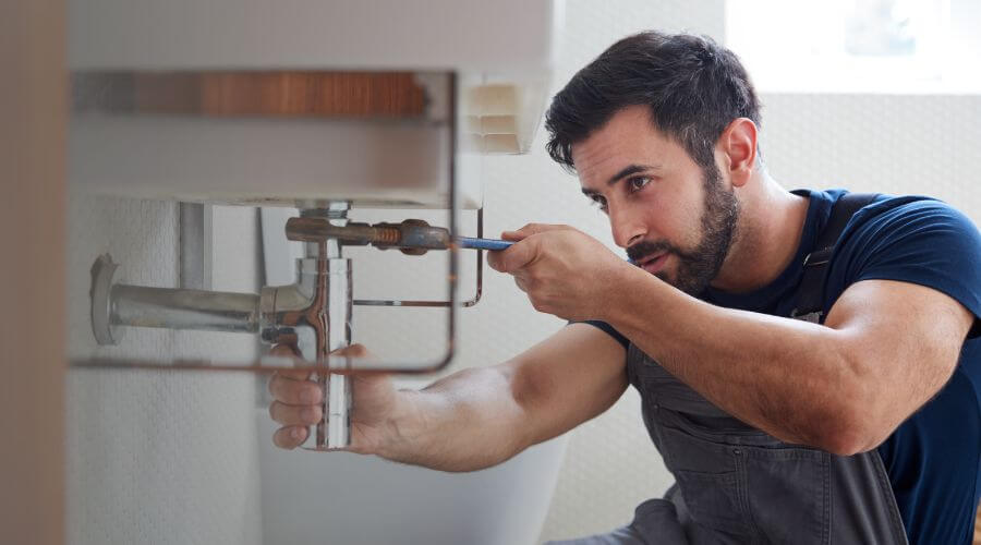 Local tankless water heater installation in Crothersville, IN